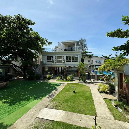 Youhan Beach Resort San Antonio  Exterior photo