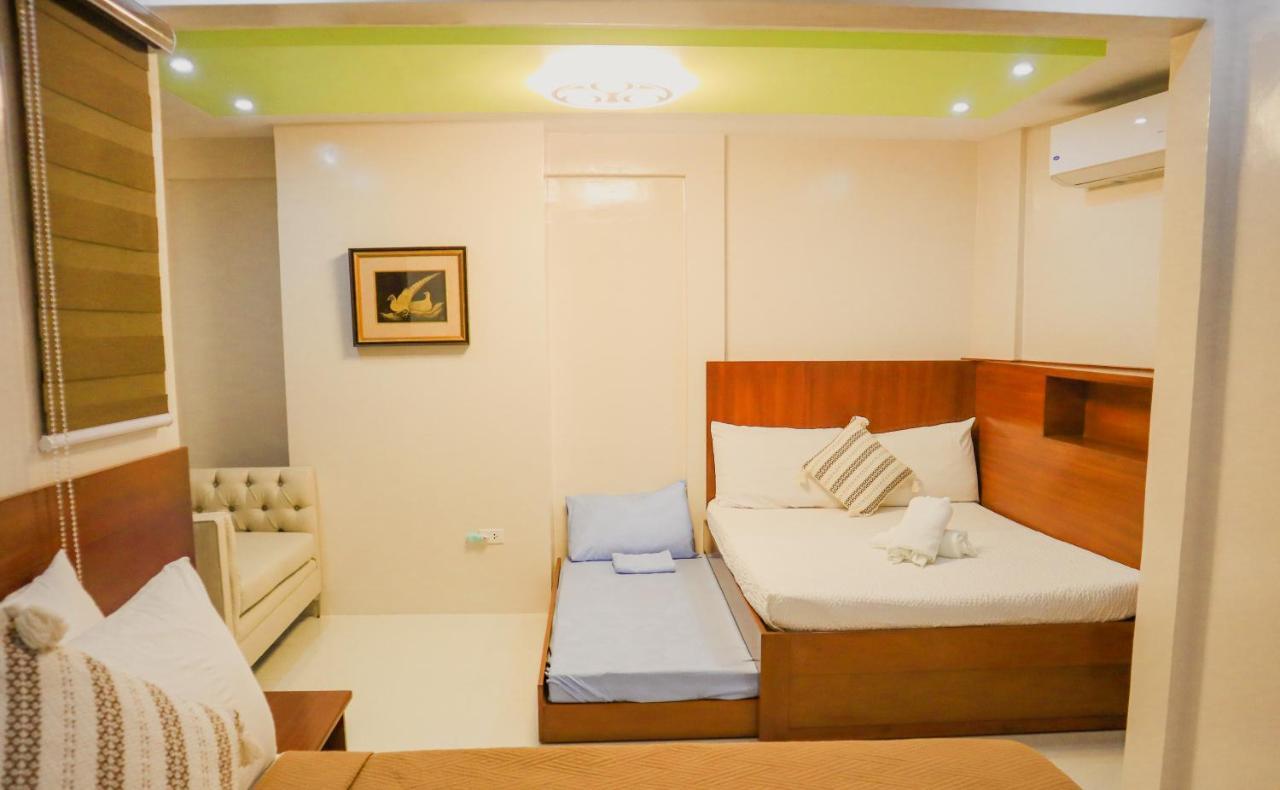 Youhan Beach Resort San Antonio  Exterior photo